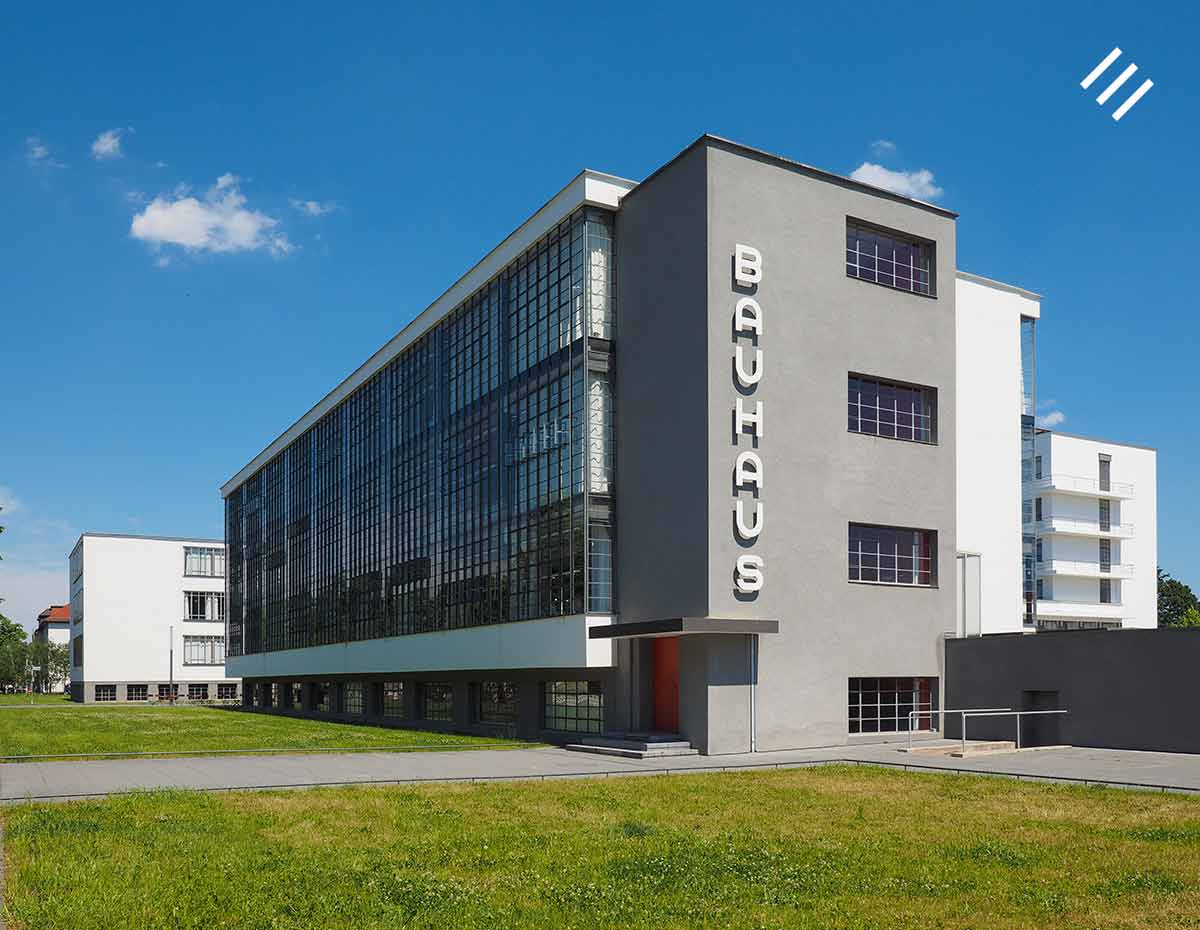 Sede da Bauhaus, uma das principais escolas de Design do planeta.