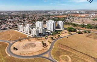 Vista aérea do Parque Elmar Arantes Cabral, no Parque América