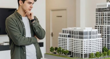 Jovem que representa a Geração Z interessado em comprar apartamento