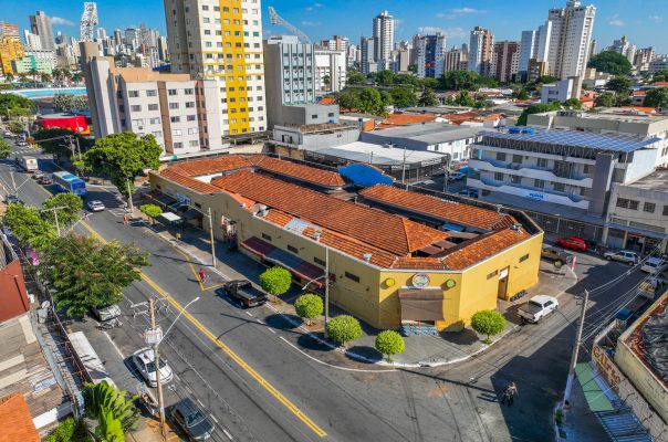 Mercado da 74